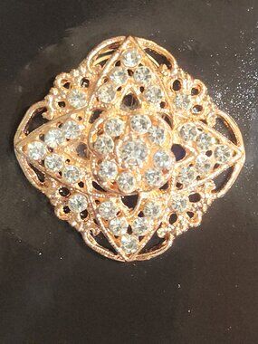 ROSE Goldtone w CLEAR STONES MAGNETIC Pin jewelry NEW